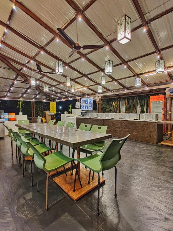 Hotel Ashwin Igatpuri, Pure Veg & Jain Food Exterior foto