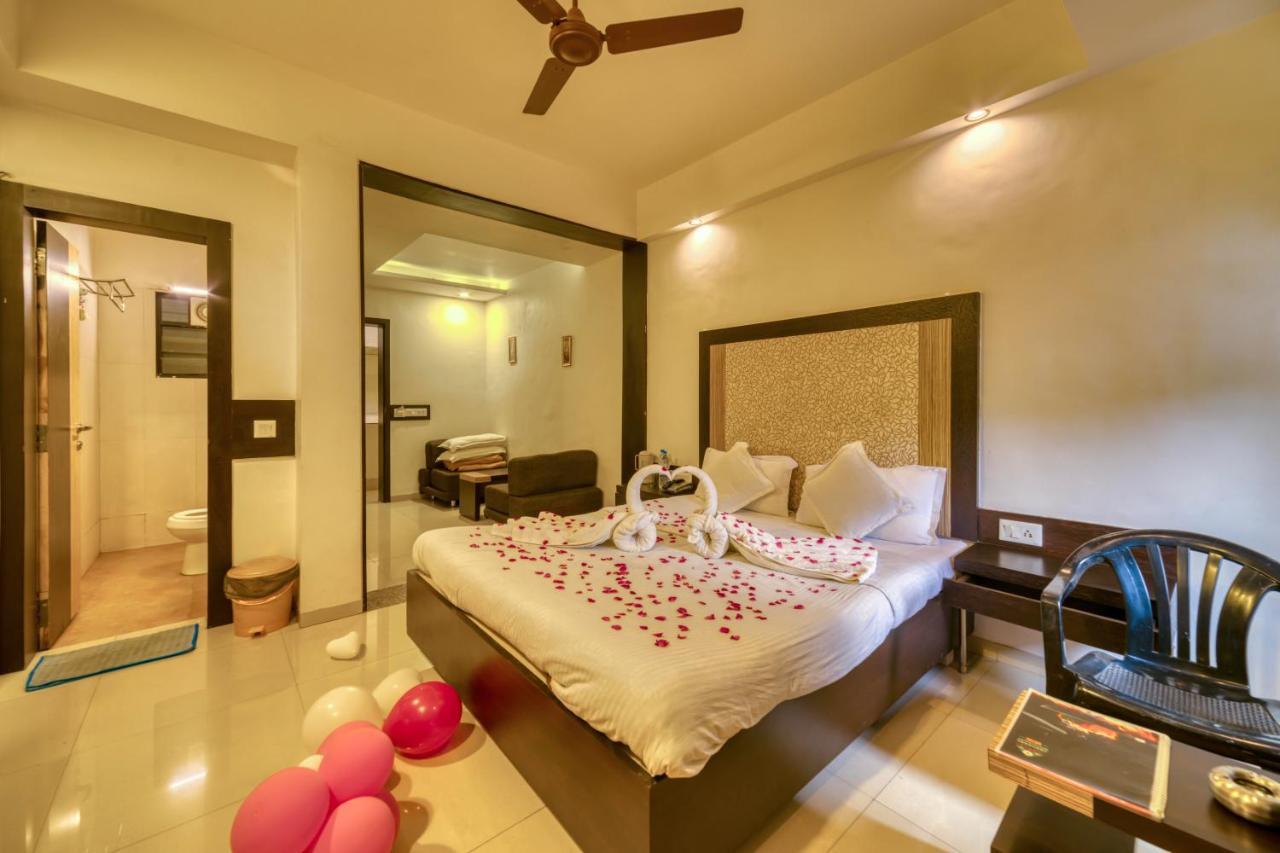 Hotel Ashwin Igatpuri, Pure Veg & Jain Food Exterior foto