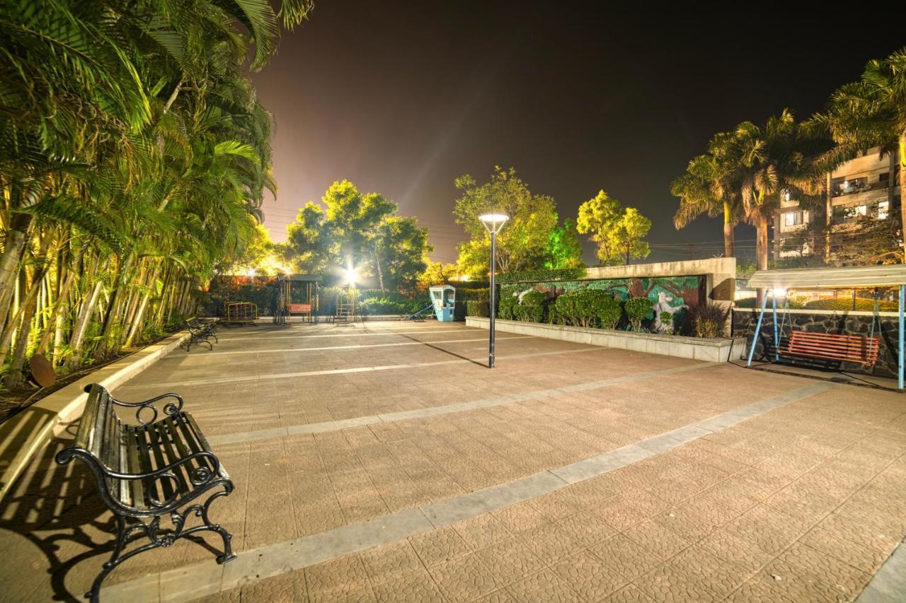 Hotel Ashwin Igatpuri, Pure Veg & Jain Food Exterior foto