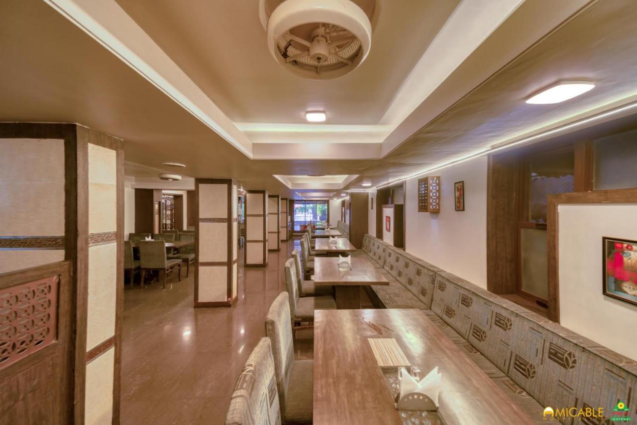 Hotel Ashwin Igatpuri, Pure Veg & Jain Food Exterior foto